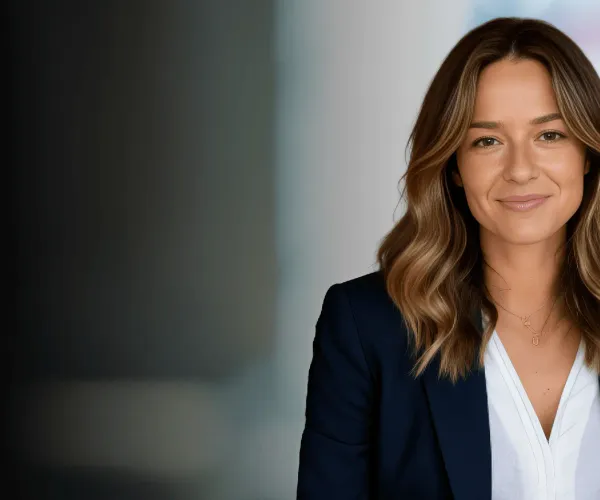 Lucy Price - Ihre Ansprechpartnerin